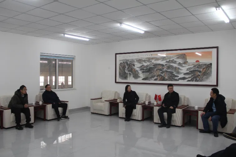 Ukwamkela iQela elivela kwiYunivesithi yaseShandong yezoLimo ukuba lindwendwele iSityalo kunye nokuPhonononga iNtsebenziswano